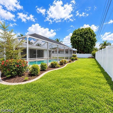 3609 SE 3rd AVE, Cape Coral, FL 33904