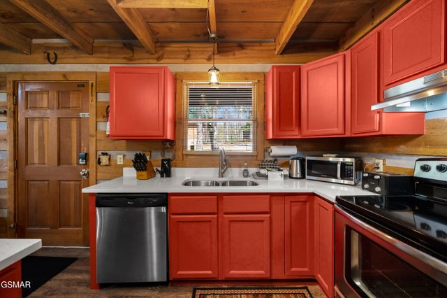 1918 Charles Lewis Way Unit 4, Sevierville, TN 37876