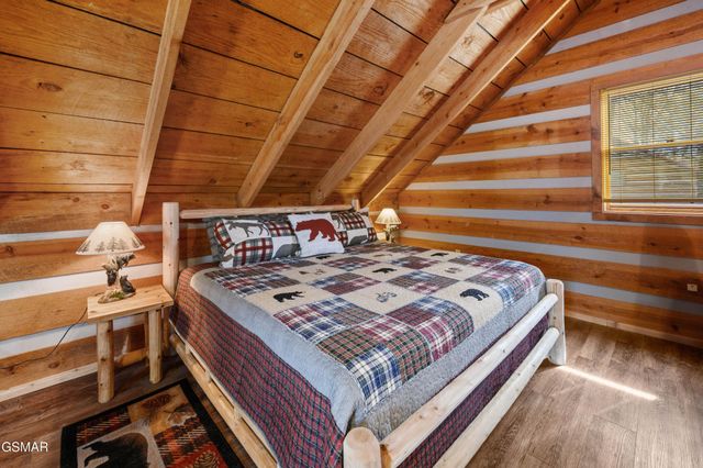 1918 Charles Lewis Way Unit 4, Sevierville, TN 37876