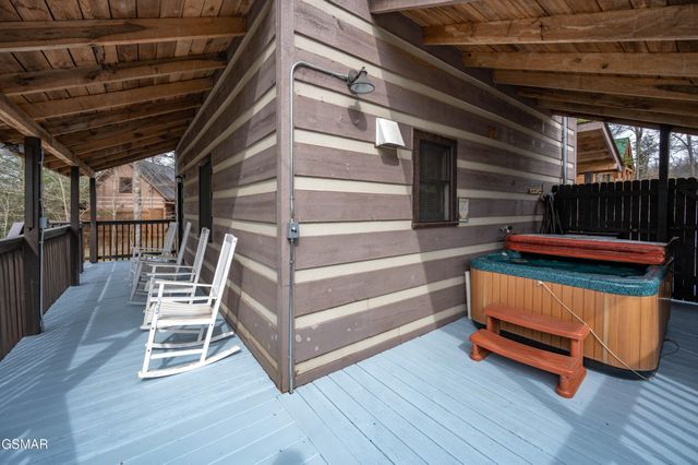 1918 Charles Lewis Way Unit 4, Sevierville, TN 37876