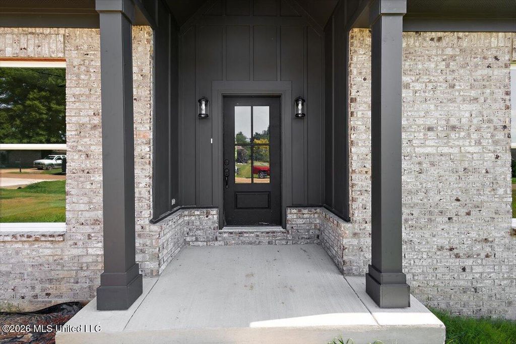 111 Carolina Circle, Senatobia, MS 38668 — photo 4