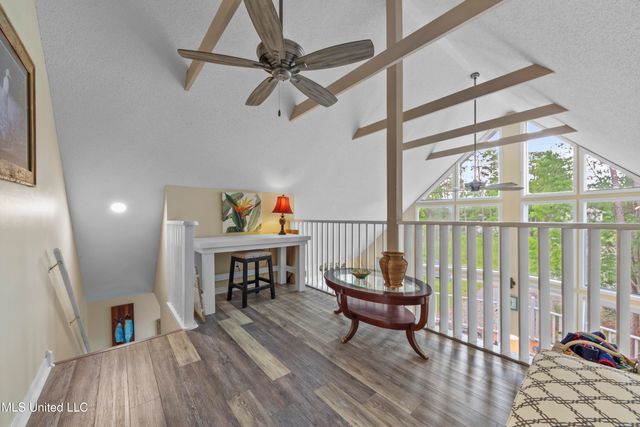 123 Ridgewood Drive, Pass Christian, MS 39571