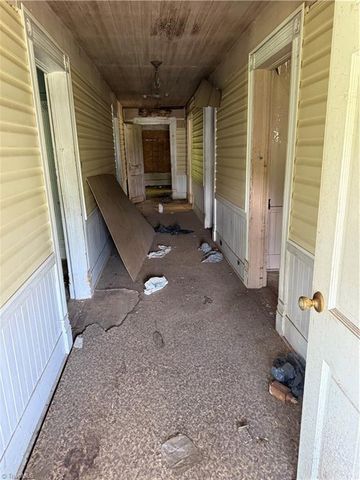 607 Kirby Road, King, NC 27021