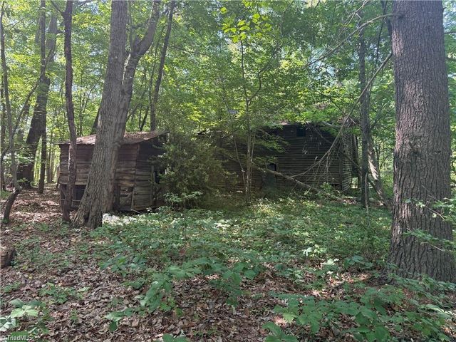 607 Kirby Road, King, NC 27021