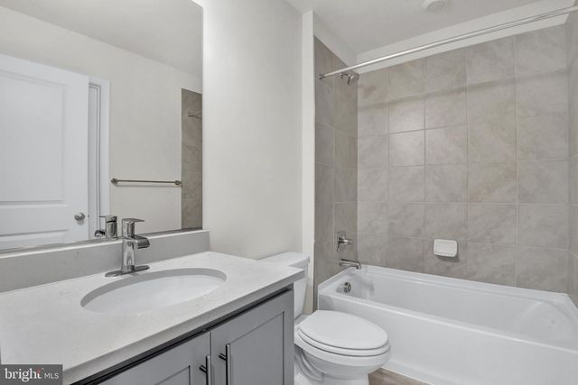 723 COURIER LN, Frederick, MD 21701