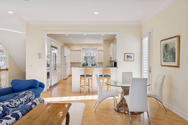 5000 Malibu Drive, Edina, MN 55436