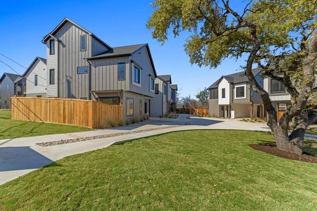 1736 Bunche RD Building 6, Austin, TX 78721