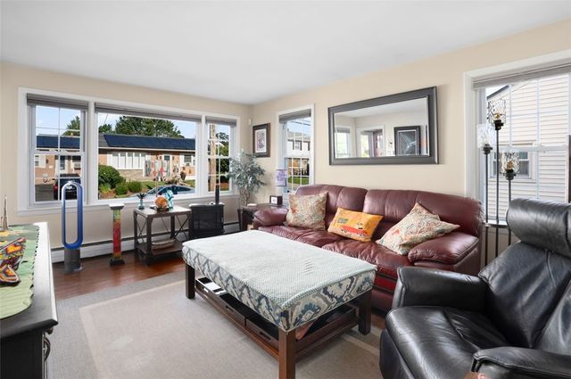 18 Pine Street, North Providence, RI 02911