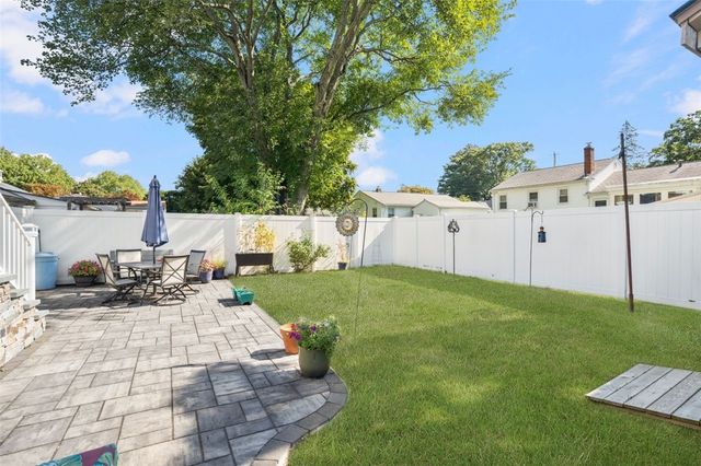 18 Pine Street, North Providence, RI 02911