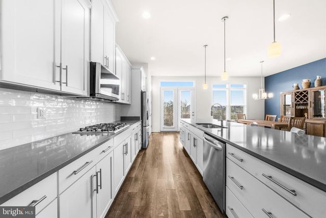 44740 ROOSEVELT SQ, Ashburn, VA 20147