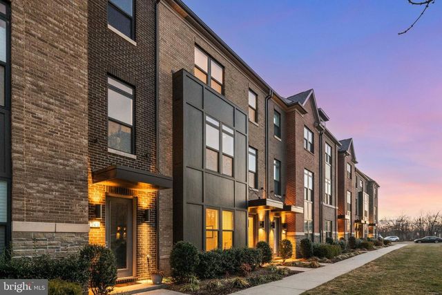 44740 ROOSEVELT SQ, Ashburn, VA 20147