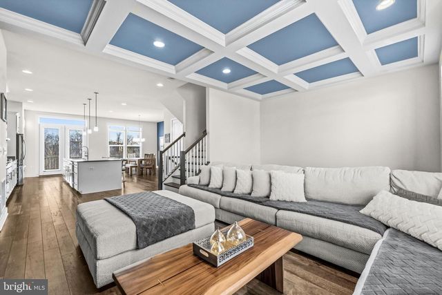 44740 ROOSEVELT SQ, Ashburn, VA 20147