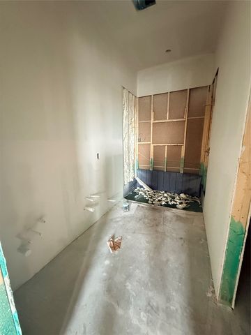 215 Regina Street, Celeste, TX 75452