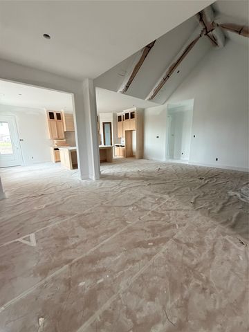215 Regina Street, Celeste, TX 75452