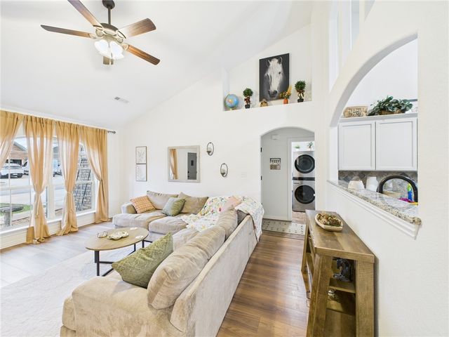 1681 Cavalry Lane, Prairie Grove, AR 72753