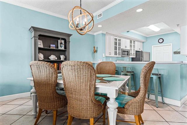 8525 Gulf Blvd 302, Navarre Beach, FL 32566