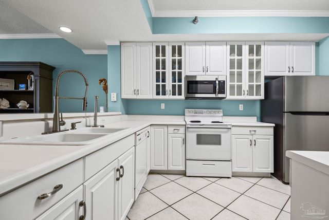 8525 Gulf Blvd 302, Navarre Beach, FL 32566