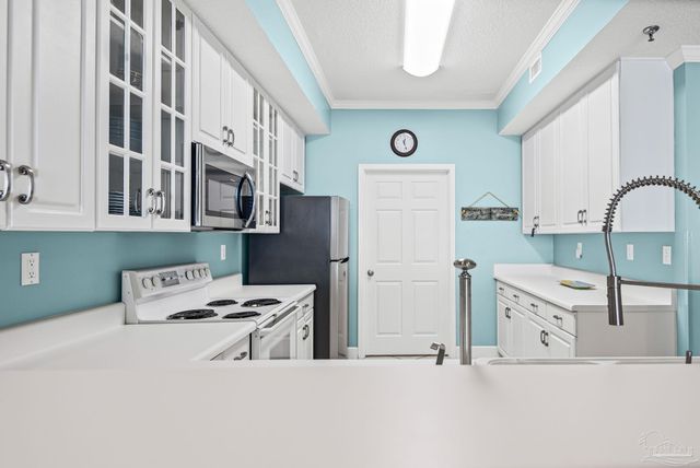 8525 Gulf Blvd 302, Navarre Beach, FL 32566