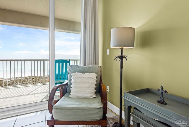 8525 Gulf Blvd 302, Navarre Beach, FL 32566
