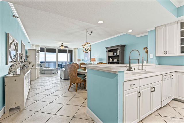 8525 Gulf Blvd 302, Navarre Beach, FL 32566