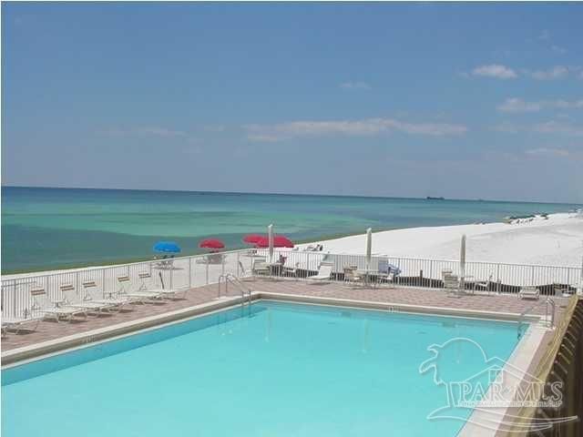 8525 Gulf Blvd 302, Navarre Beach, FL 32566