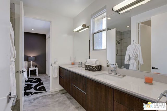 949 Bernardi Lane, Palm Springs, CA 92262