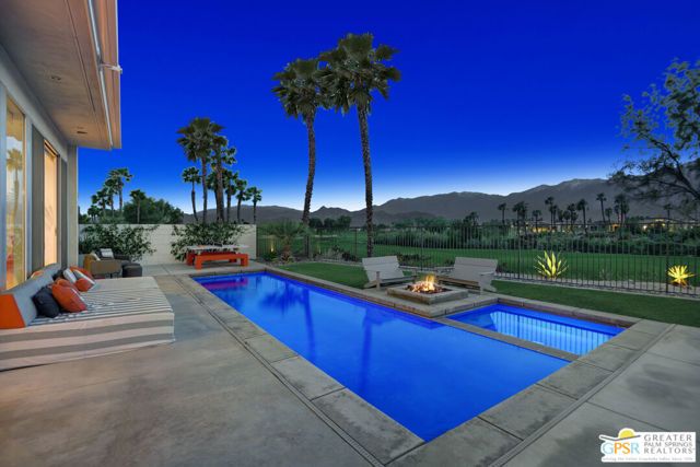 949 Bernardi Lane, Palm Springs, CA 92262
