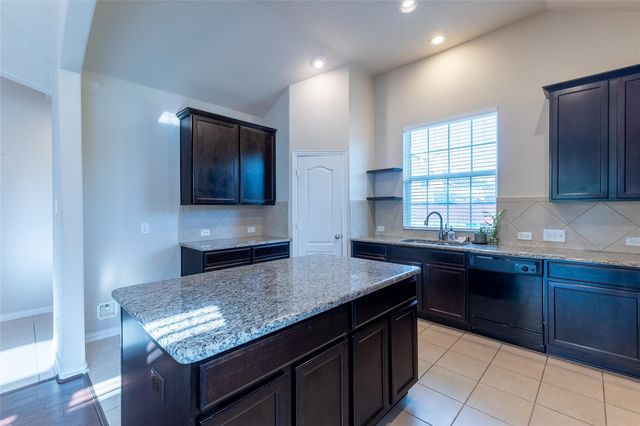 2506 Bay Hill Drive, Baytown, TX 77523