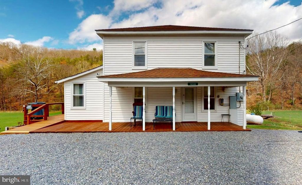 10500 FORD HILL RD, Rio, WV 26755