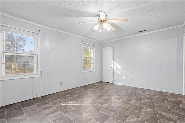 2074 N Gimon Circle, Mobile, AL 36605