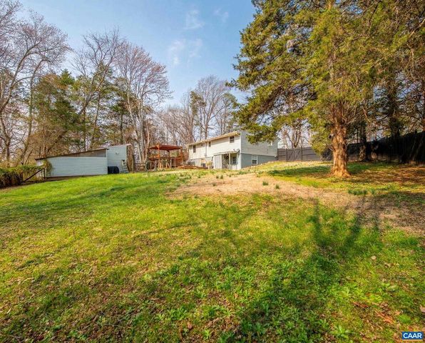 836 TOMS RD, Barboursville, VA 22923