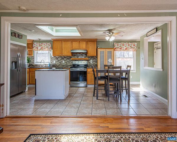 836 TOMS RD, Barboursville, VA 22923