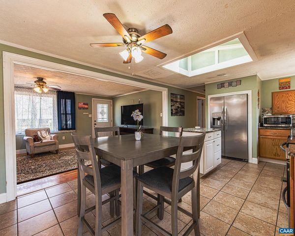 836 TOMS RD, Barboursville, VA 22923