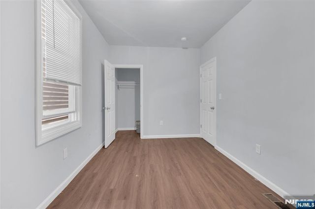 160 11th Street, Newark, NJ 07107