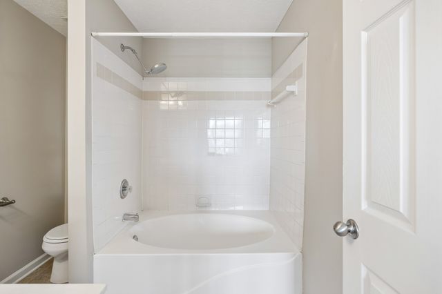 2120 Lebanon Pike Apt 85, Nashville, TN 37210