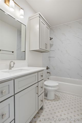 2118 E 138 Street, Bixby, OK 74008