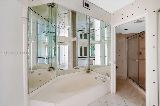 3600 Mystic Pointe Dr 812, Aventura, FL 33180
