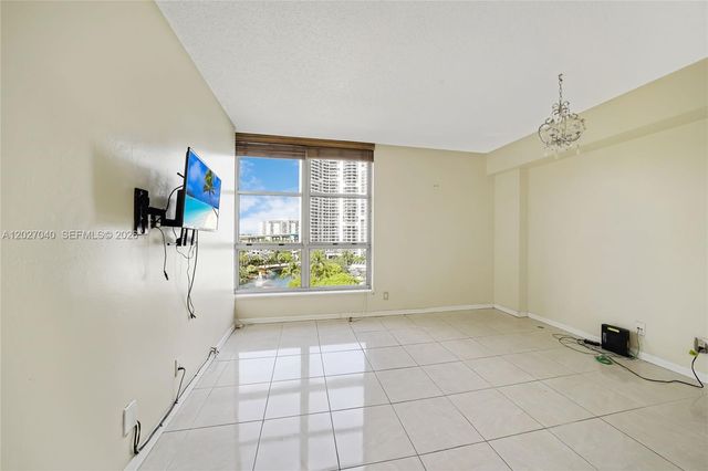 3600 Mystic Pointe Dr 812, Aventura, FL 33180