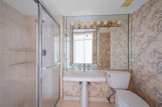 3600 Mystic Pointe Dr 812, Aventura, FL 33180