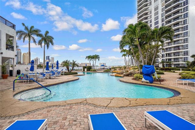 3600 Mystic Pointe Dr 812, Aventura, FL 33180