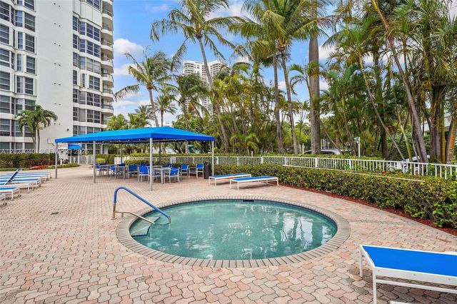 3600 Mystic Pointe Dr 812, Aventura, FL 33180