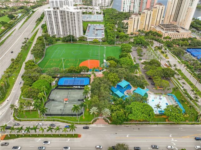3600 Mystic Pointe Dr 812, Aventura, FL 33180