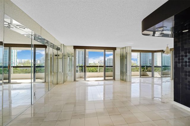 3600 Mystic Pointe Dr 812, Aventura, FL 33180
