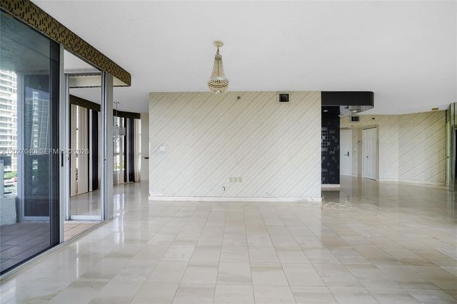 3600 Mystic Pointe Dr 812, Aventura, FL 33180
