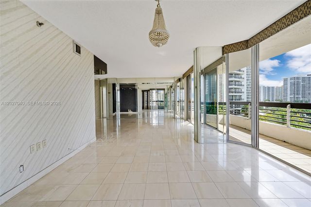 3600 Mystic Pointe Dr 812, Aventura, FL 33180