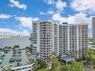 3600 Mystic Pointe Dr 812, Aventura, FL 33180