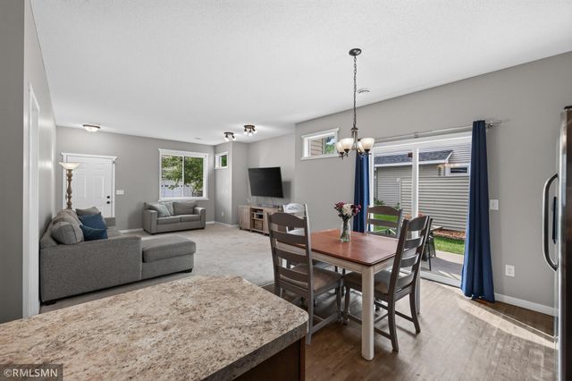 1289 County Road D Circle E A, Vadnais Heights, MN 55109