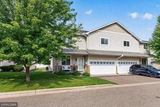 1289 County Road D Circle E A, Vadnais Heights, MN 55109