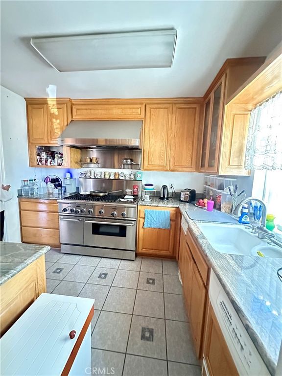 16419 Illinois Court, Torrance, CA 90504 — photo 5