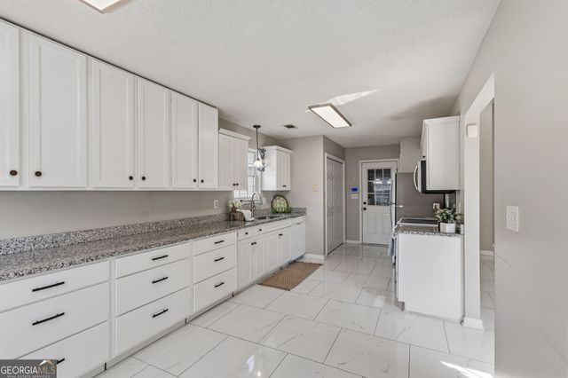 333 Tyson Glen Drive, Warner Robins, GA 31088